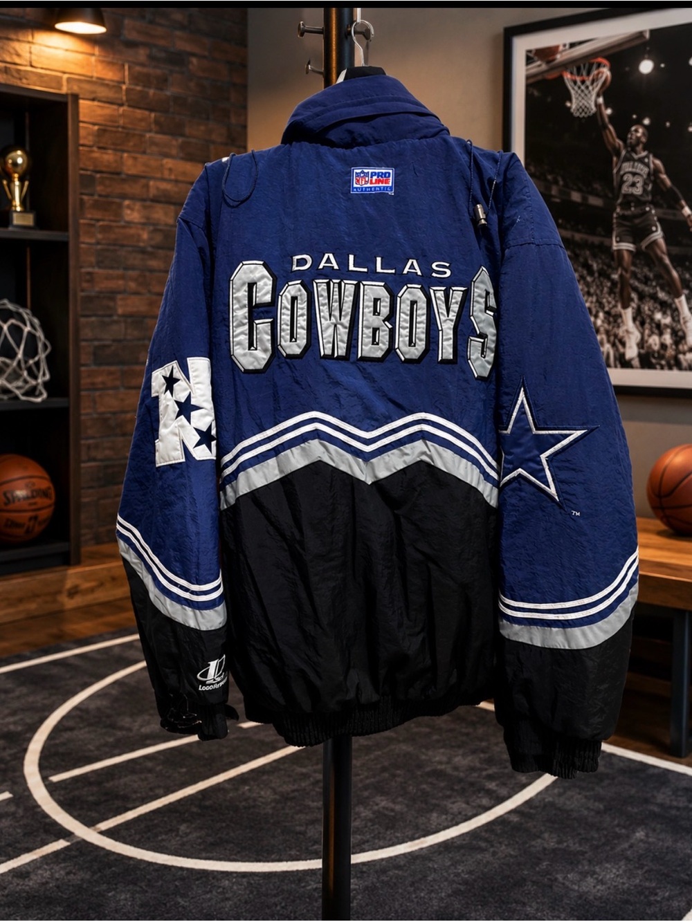 Dallas Cowboys NFL Pro Line size M men’s jacket